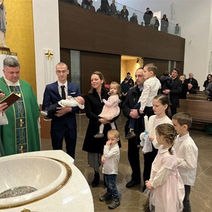 Biskup Gorski krstio sedmo dijete obitelji Mećar